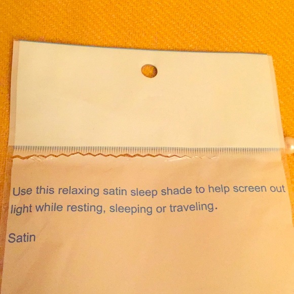 👸🏻ONLY ONE! Eye Lashes Sleep Mask👸🏻 - Picture 7 of 8